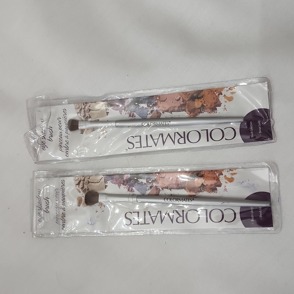 Colormates Eyeshadow brush  (2 brushes) - Picture 1 of 4